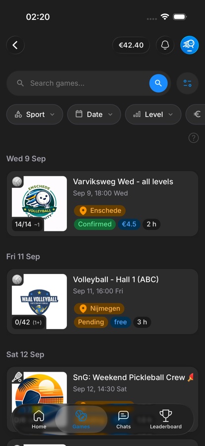 Browsing games in the QuickSports app, with player counts, prices and cities